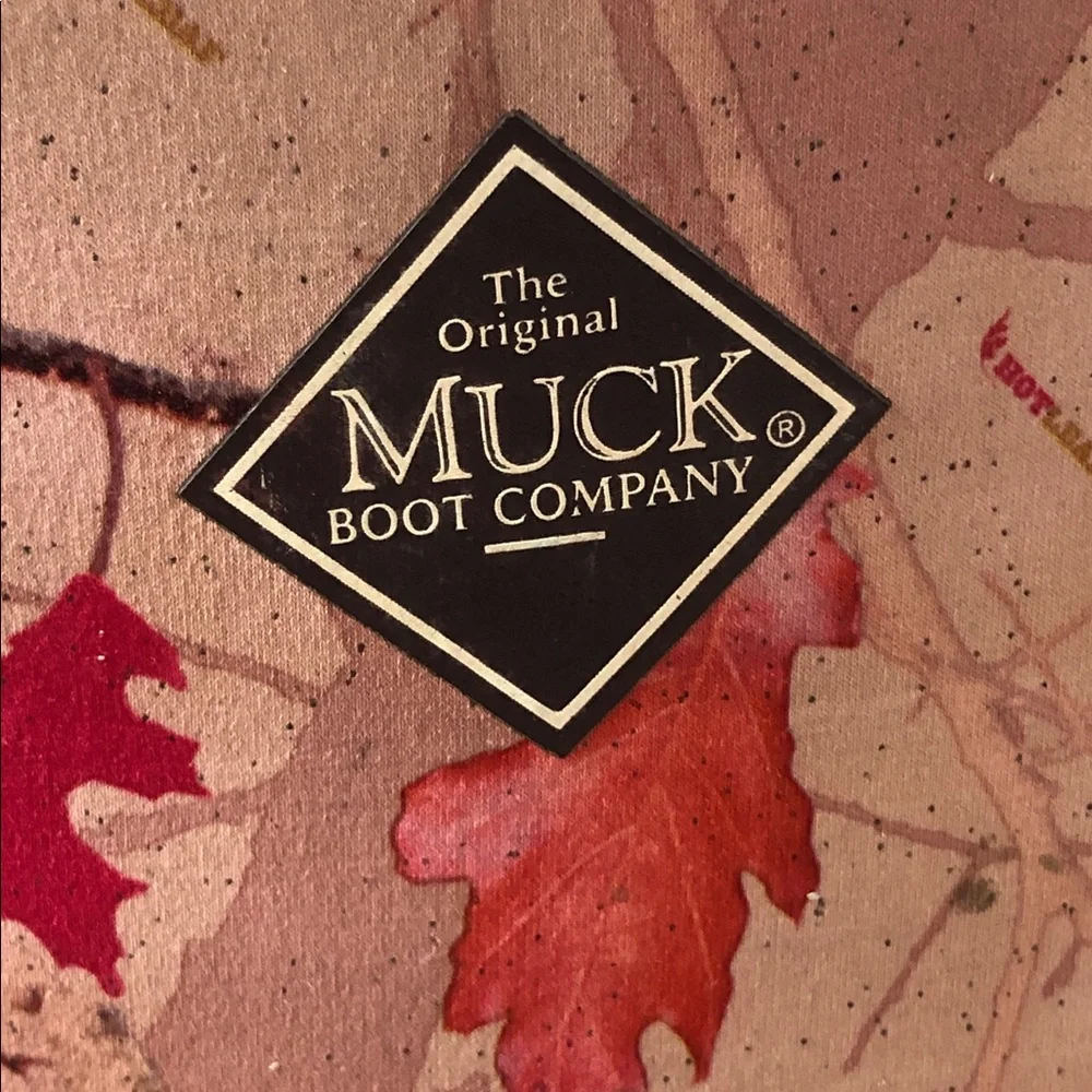Muck Boots Autumn Leaf Print Waterproof Women’s Size 7